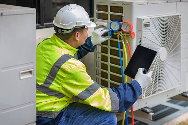 Professional Ac Installation technician working in Wellsville, PA